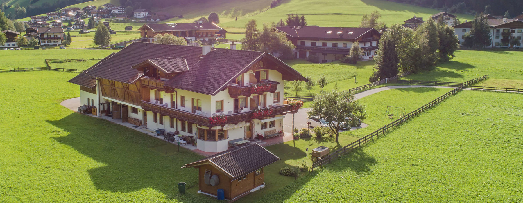 Der Niggnhof in Neustift im Stubaital vom Ortsteil Milders aus gesehen