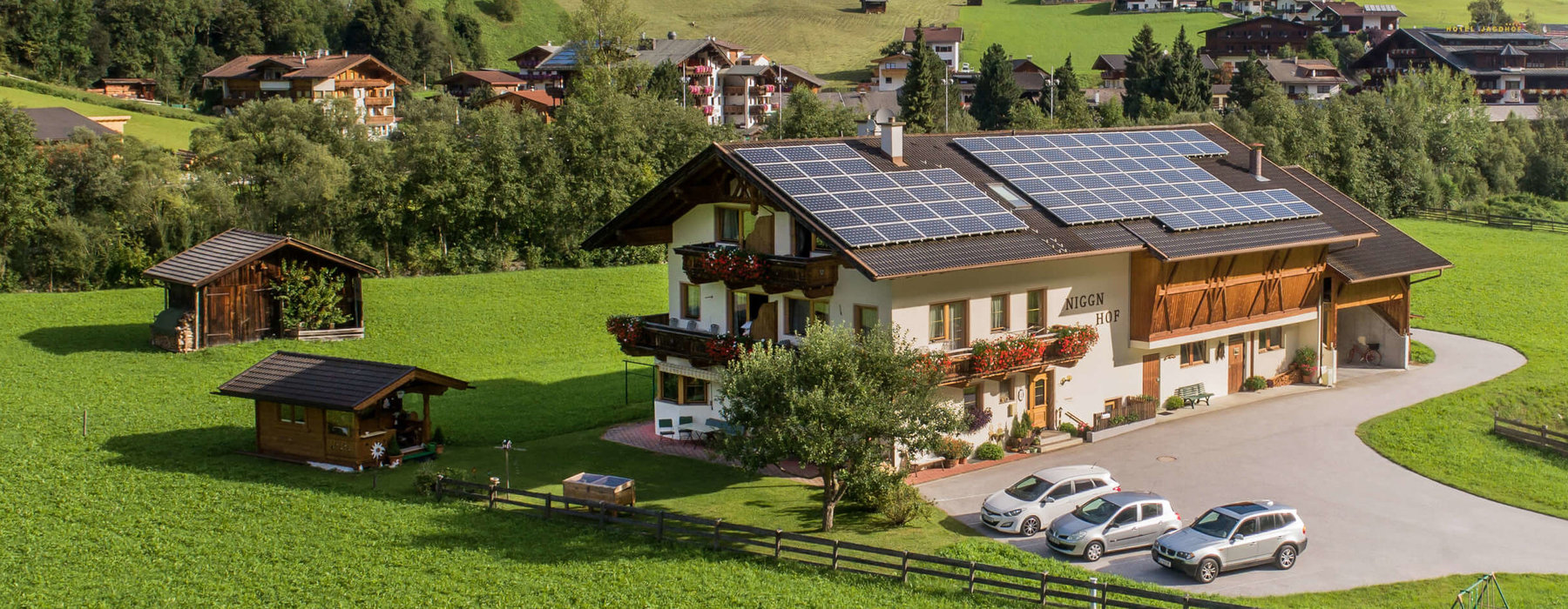 Der Niggnhof in Neustift im Stubaital vom Ortsteil Stackler aus gesehen